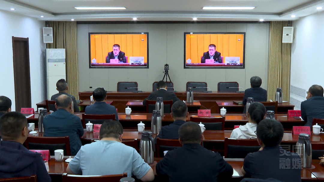 我县组织收听收看市委理论学习中心组（扩大）学习会