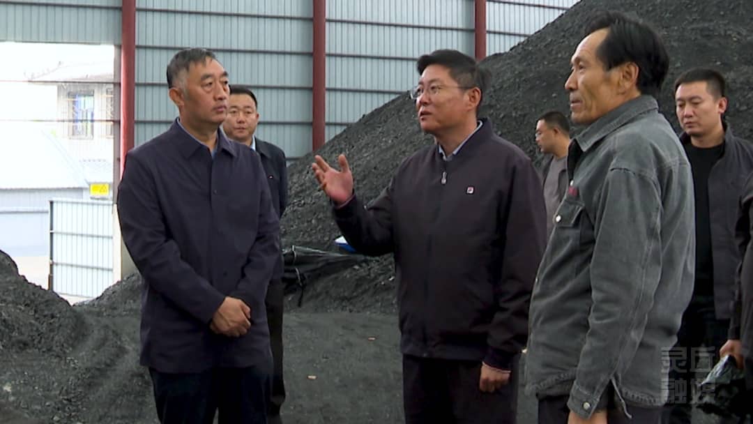 周鹏督导调研冬季供热准备工作