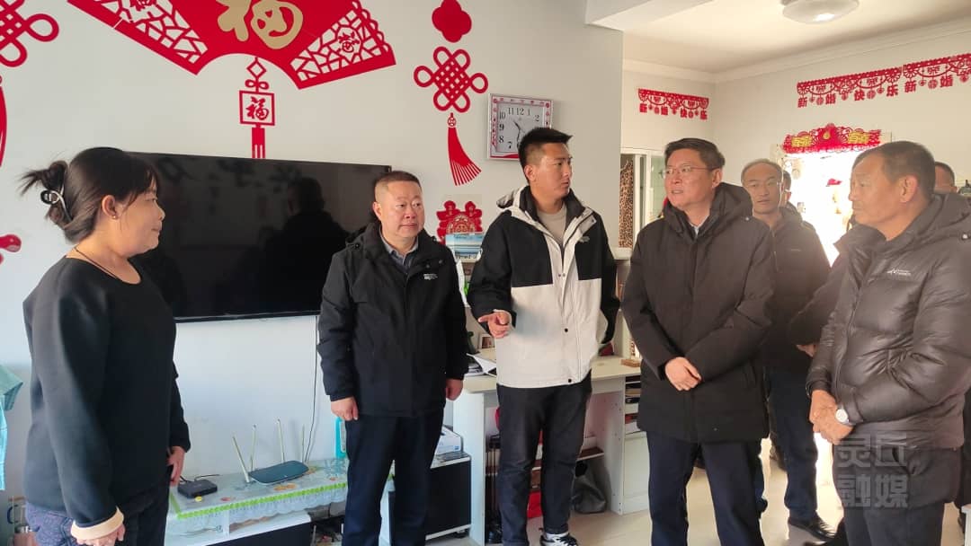 周鹏调研指导巩固衔接工作